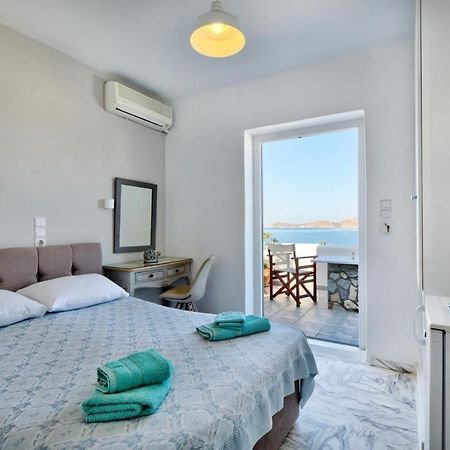 Irene Rooms Naousa Parou Екстер'єр фото